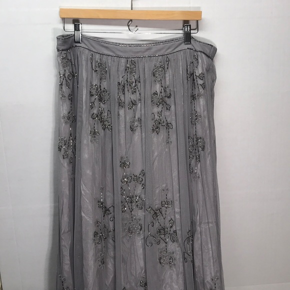 Sundance Dresses & Skirts - Sundance Sequin Beaded Skirt